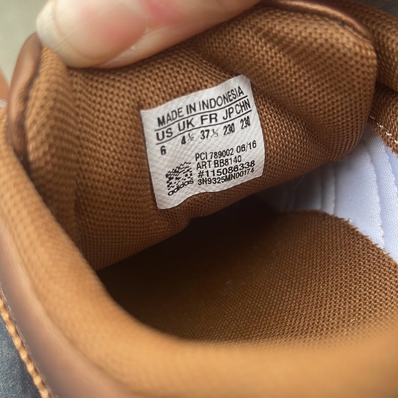 Bronze Adidas superstars - Picture 8 of 8